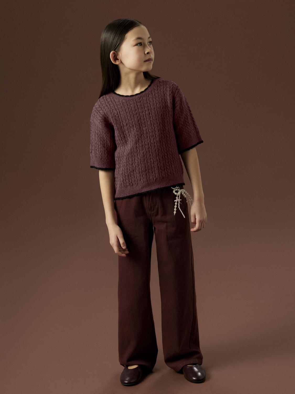 model_shot-creative